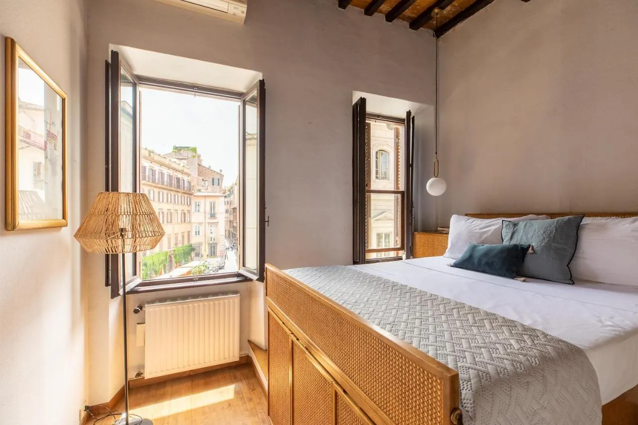 Apartment Iflat Lovely Flat In Navona Rome Italy